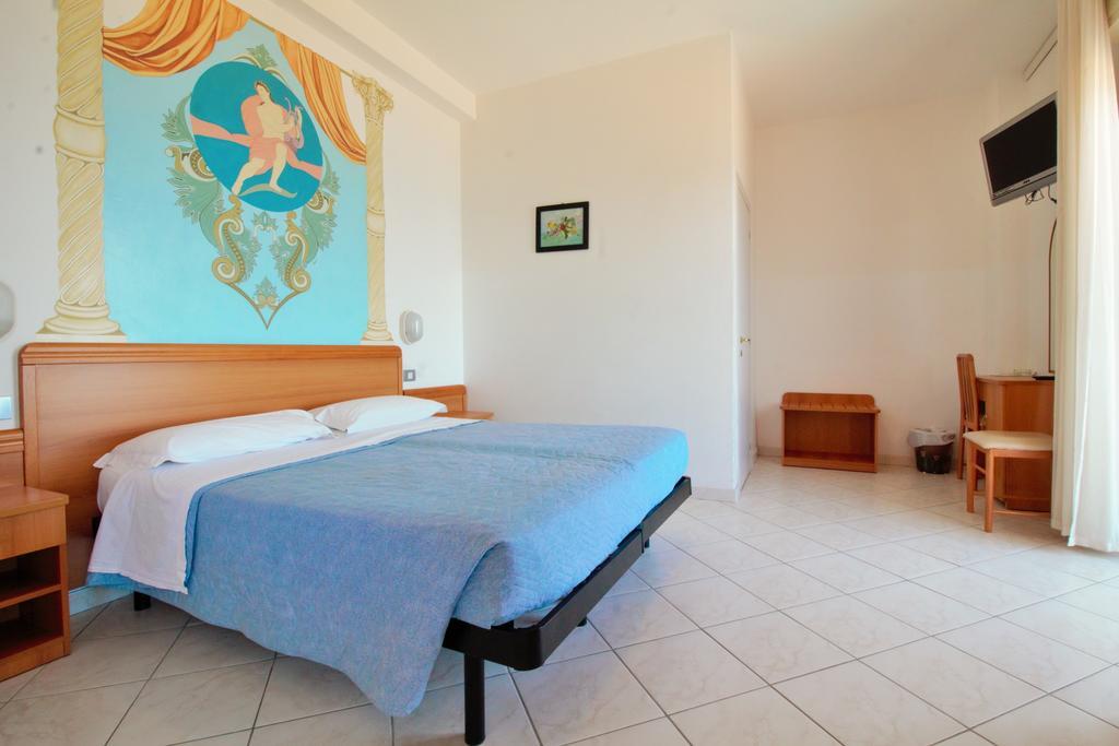 Hotel Casadei Fano Oda fotoğraf