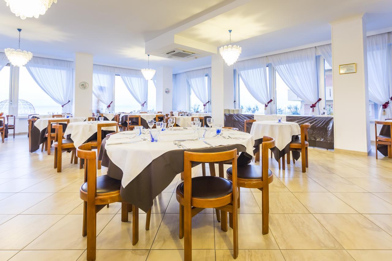 Hotel Casadei Fano Dış mekan fotoğraf